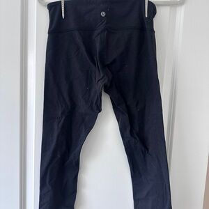 Black Lululemon leggings